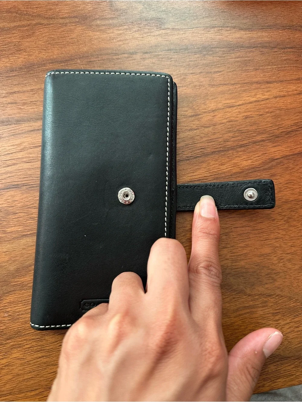 Vintage Coach Black Leather Wallet with White Contrast Stitching